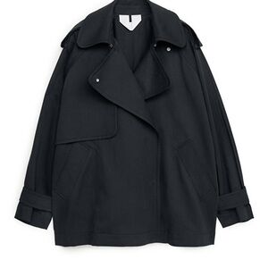 NWT short arket trench coat